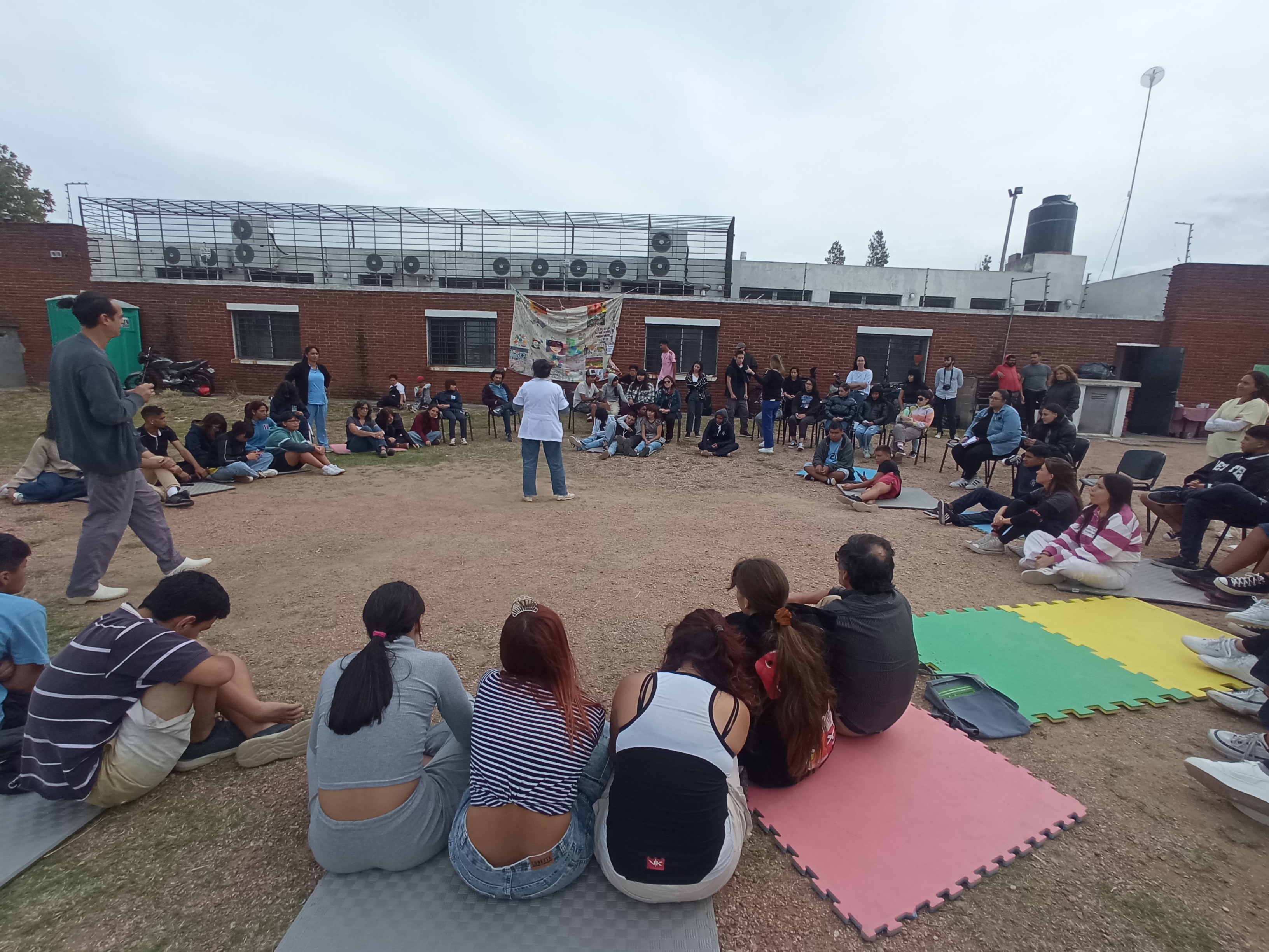 Imagen para los medios: Red  de   Jóvenes con Voz /s